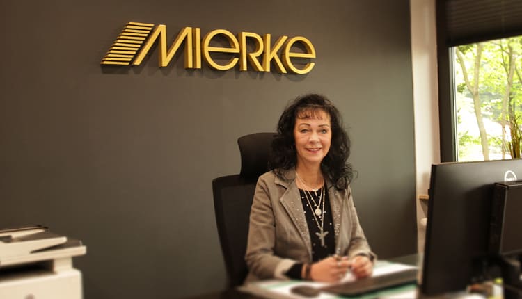 Mierke Ansprechpartnerin Simone Naue Josquin Mierke Ansprechpartnerin Simone Naue Josquin